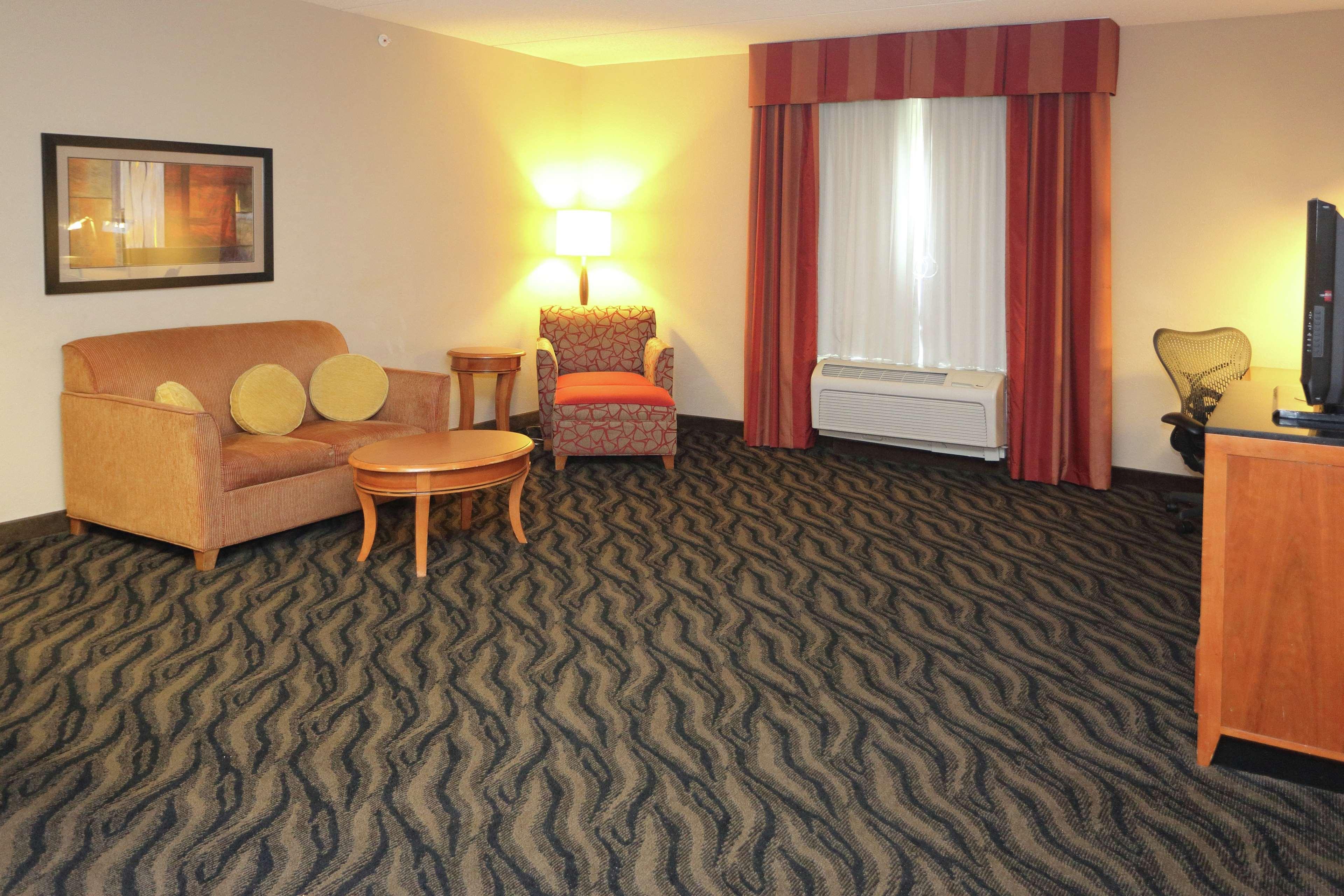 Hilton Garden Chesapeake/suffolk Suffolk